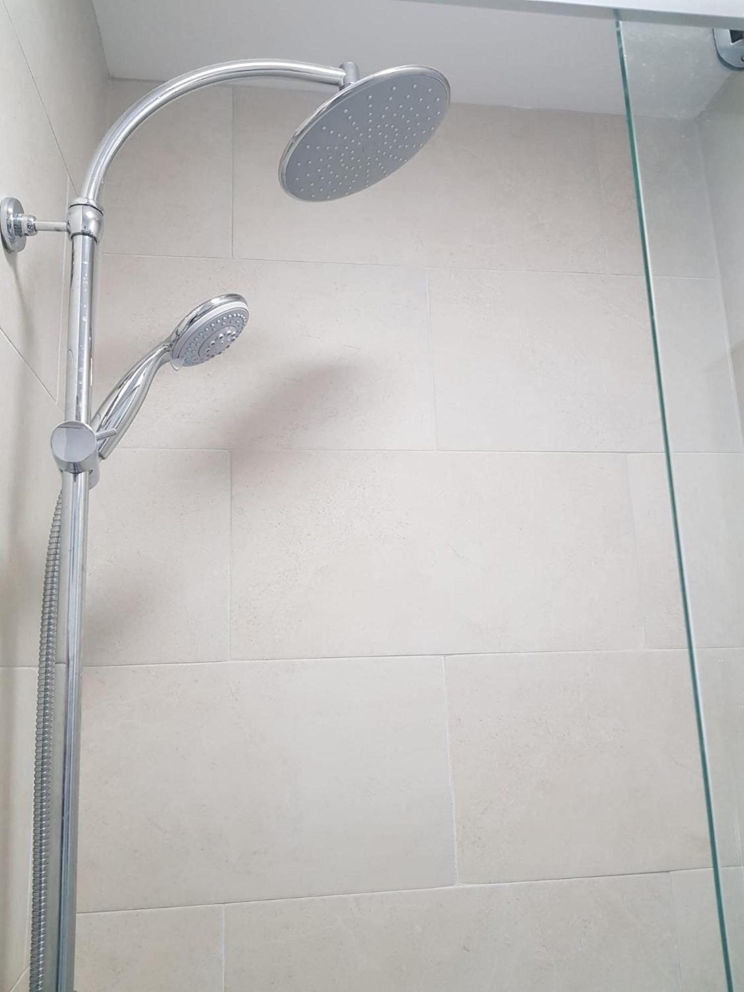 Barnoaks House - Private Room Ensuite Bathroom Homestay Dublino Esterno foto